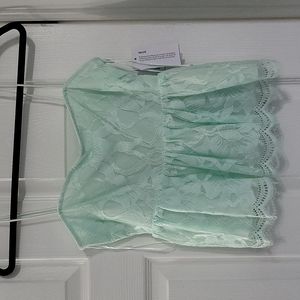 Guess xs lace spaghetti strap crop tank